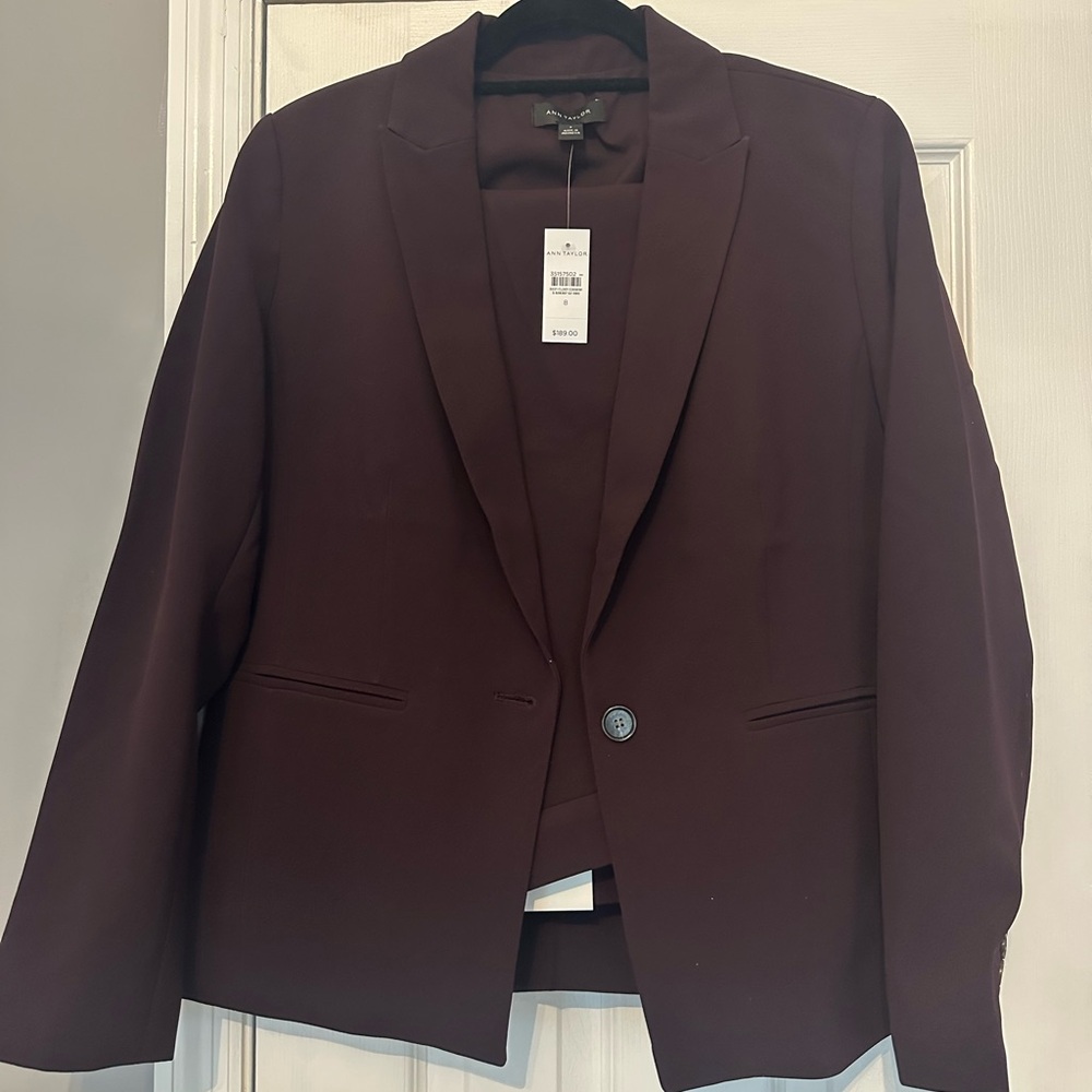 Ann Taylor crepe pants suit
